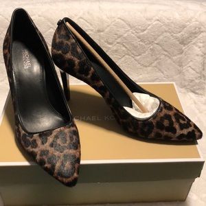 Michael Kors Dorothy flex pump